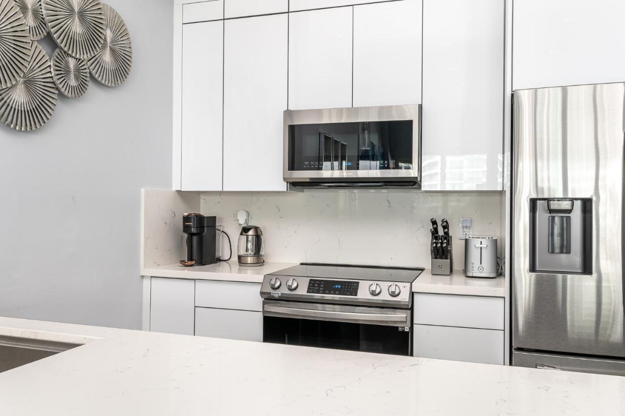 Amazing 2Br 2Ba Newly Reno Beachfront Apt W/Beach View Hollywood Ngoại thất bức ảnh
